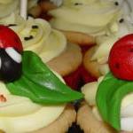 Ladybug Cupcake/cake Topper Tutorial