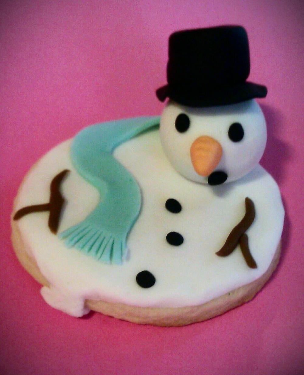 12 Melted Snowman Decorated Sugar Cookies